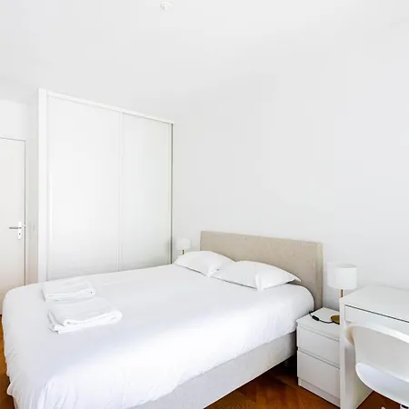 Appartement Guestraedy - Peaceful Parisian Escape
